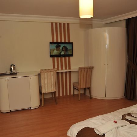 Pera 26 Aparthotel Istanbul Exterior photo