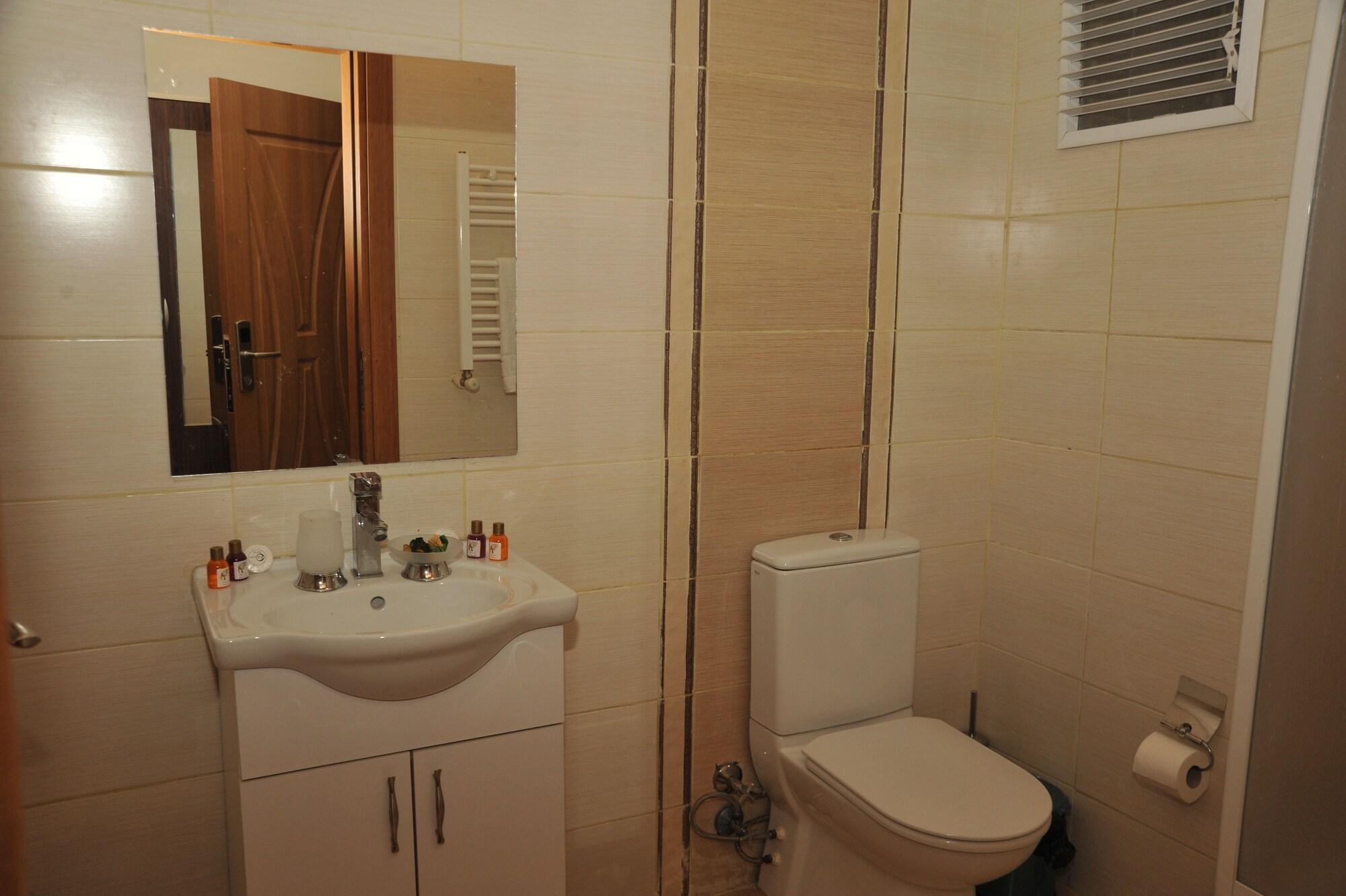 Pera 26 Aparthotel Istanbul Exterior photo