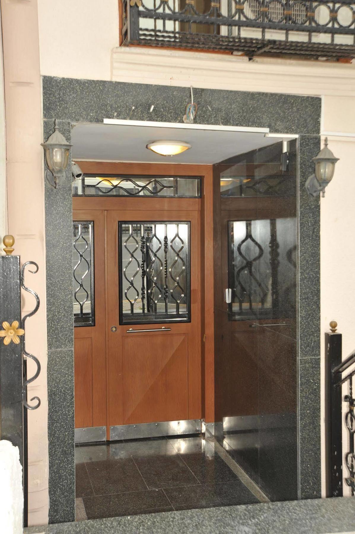 Pera 26 Aparthotel Istanbul Exterior photo